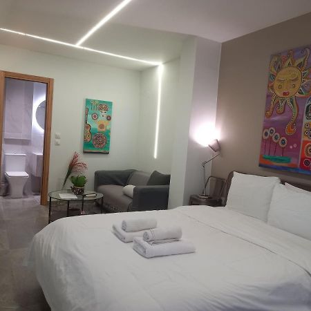 Eros Welcome Stay Downtown Studio - Explore Center By Foot - Close To Helexpo & University テッサロニキ エクステリア 写真